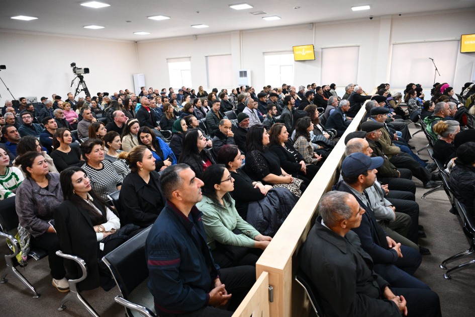 Daha 10 təqsirləndirilən şəxslə bağlı sübutlar elan olundu - MƏHKƏMƏ