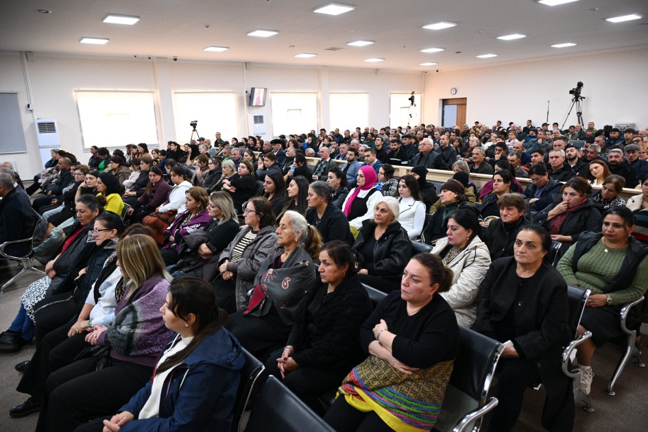 Daha 10 təqsirləndirilən şəxslə bağlı sübutlar elan olundu - MƏHKƏMƏ