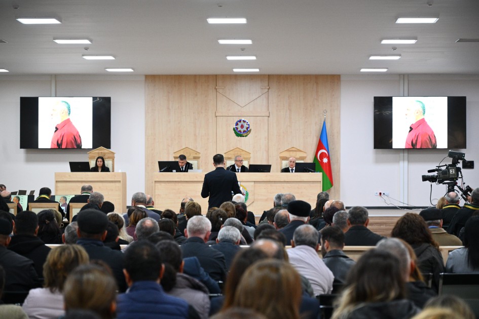 Daha 10 təqsirləndirilən şəxslə bağlı sübutlar elan olundu - MƏHKƏMƏ