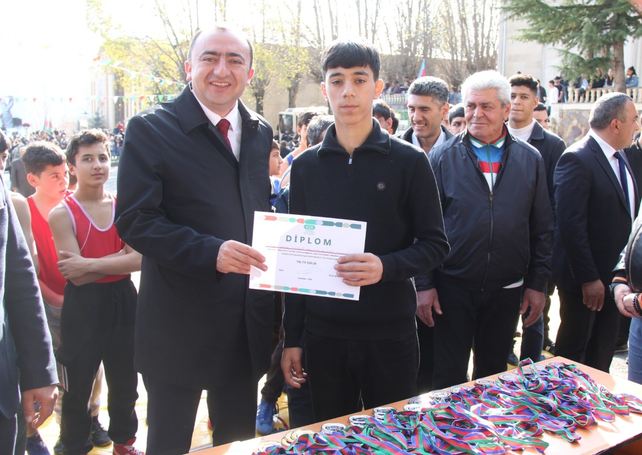 Daşkəsəndə "Zəfər Günü" təntənəli bayram konserti ilə qeyd edildi - FOTOLAR (VİDEO)