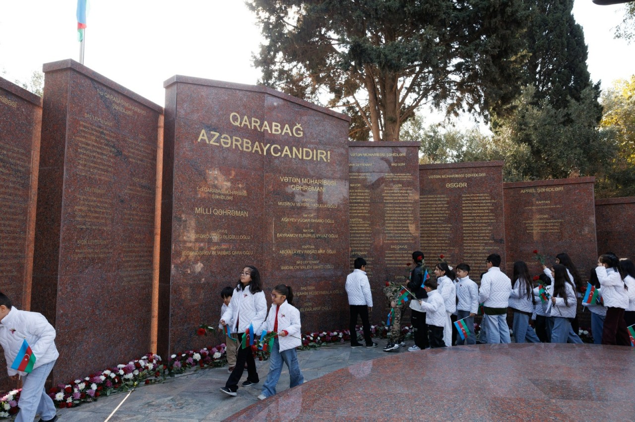 Zəfər Günü Abşeron rayonunda coşqu ilə qeyd olunub - FOTOLAR