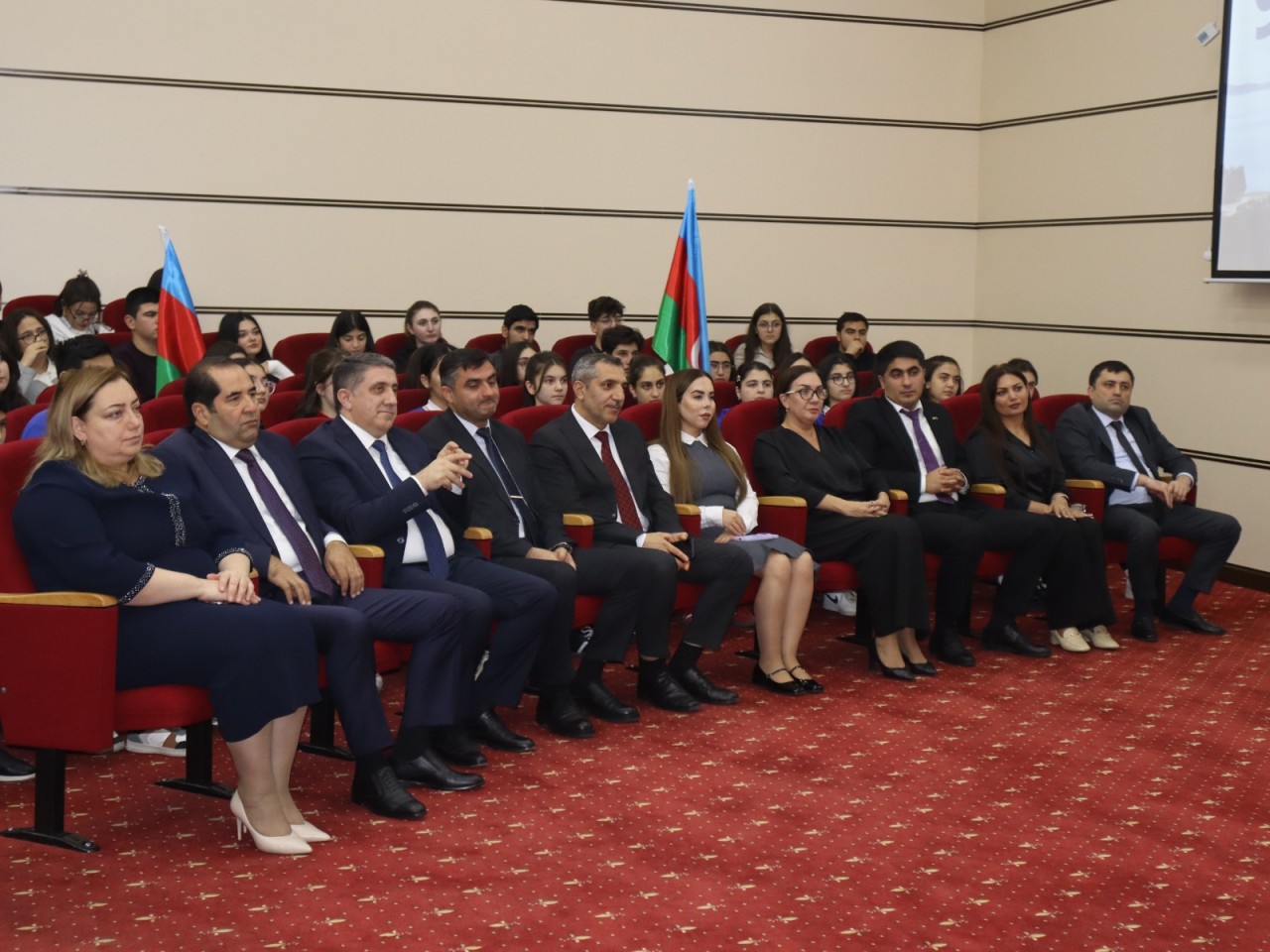 YAP Yasamal rayon təşkilatında Dövlət Bayrağı Günü qeyd olundu - FOTOLAR