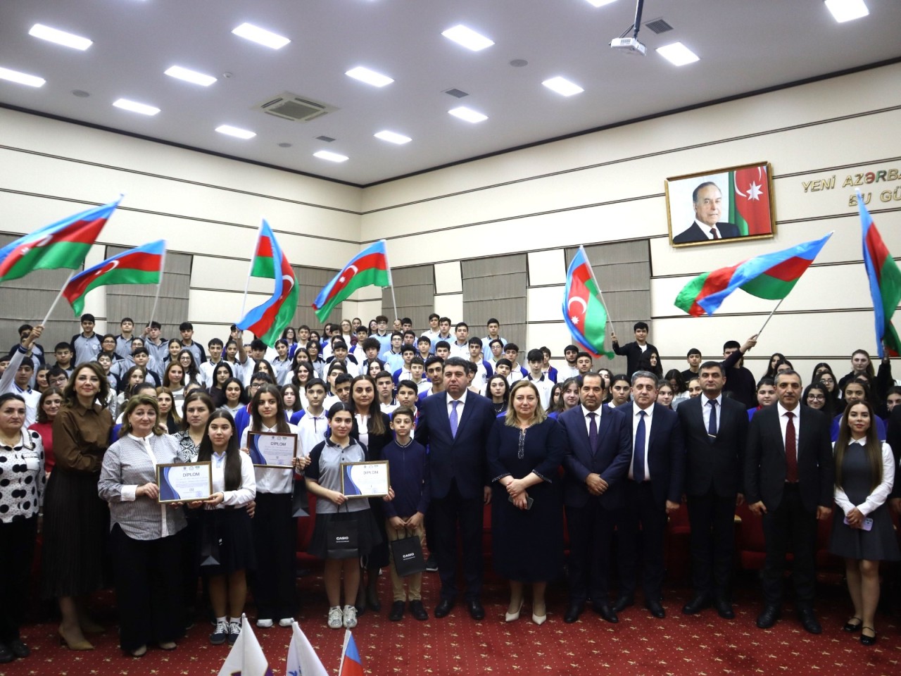 YAP Yasamal rayon təşkilatında Dövlət Bayrağı Günü qeyd olundu - FOTOLAR