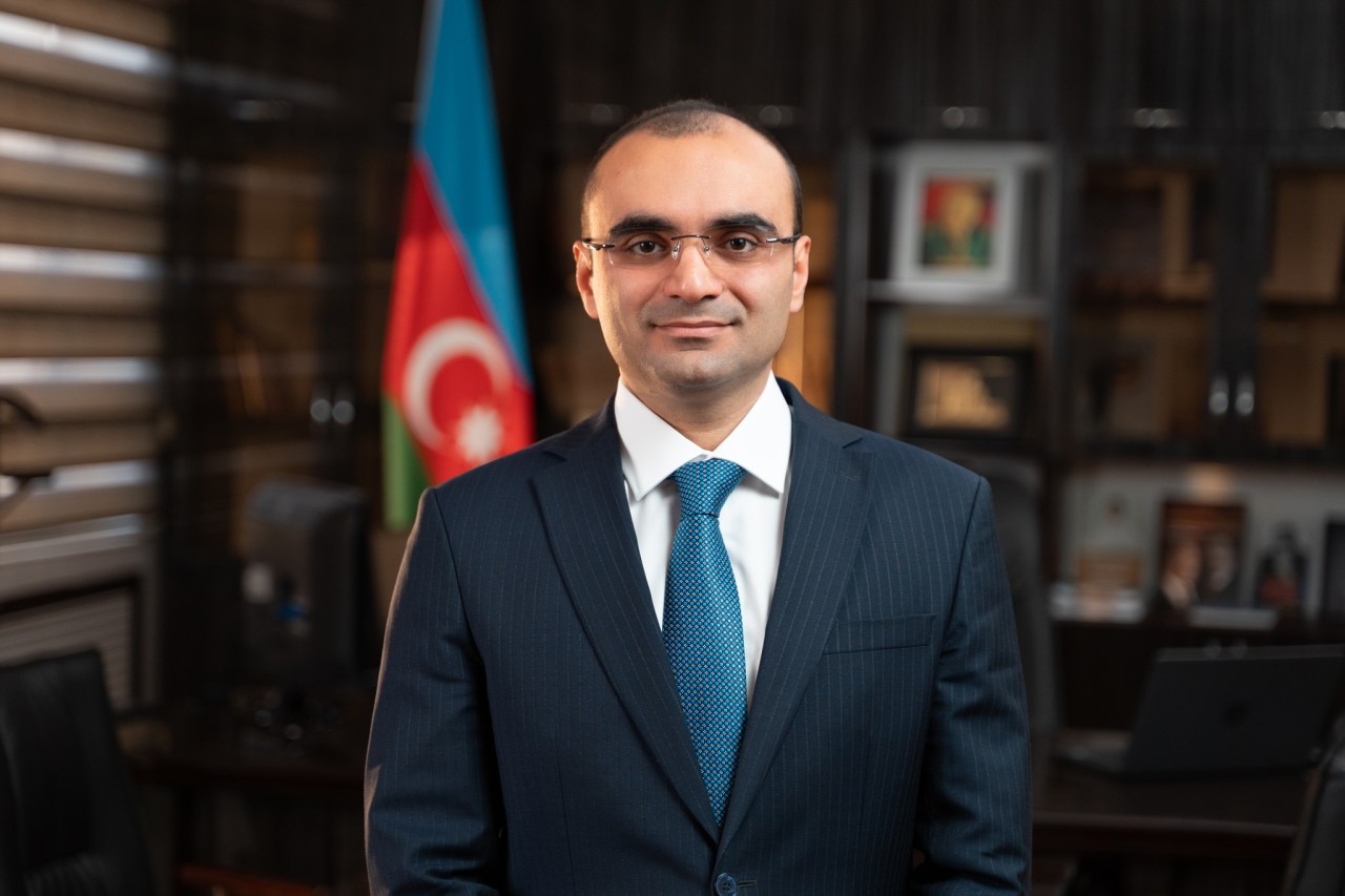 Prezident Nəsimi rayonuna icra başçısı təyin etdi - FOTO