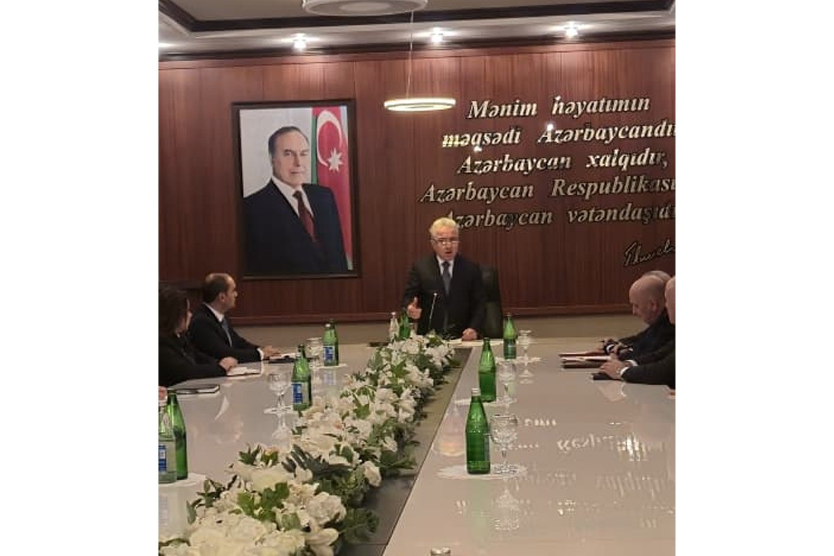 Yeni icra başçısı kollektivə təqdim olundu - FOTO