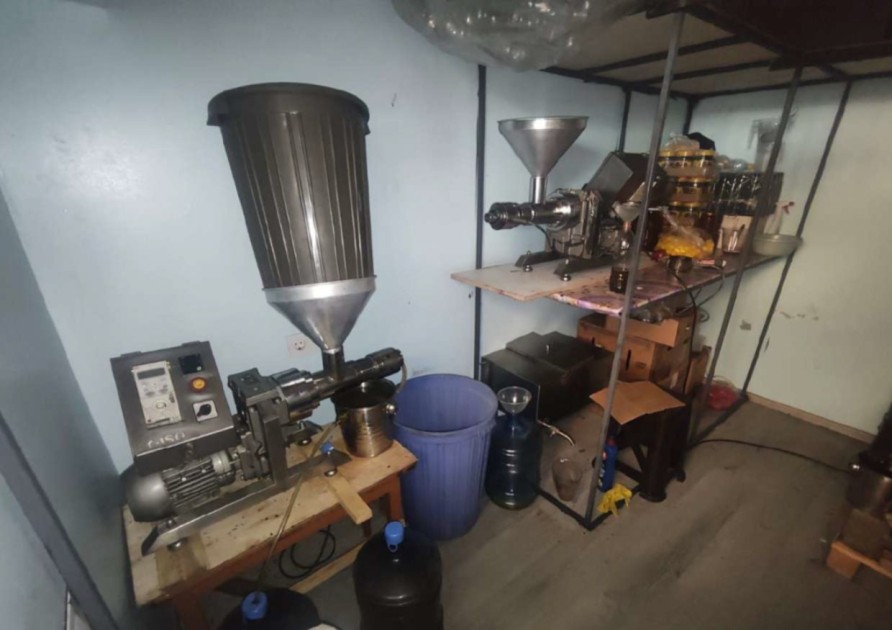 Bazarlarda satılan duru yağlarda zərərli maddələr aşkarlandı - FOTOLAR