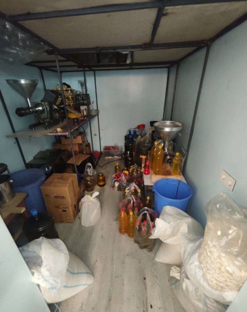 Bazarlarda satılan duru yağlarda zərərli maddələr aşkarlandı - FOTOLAR