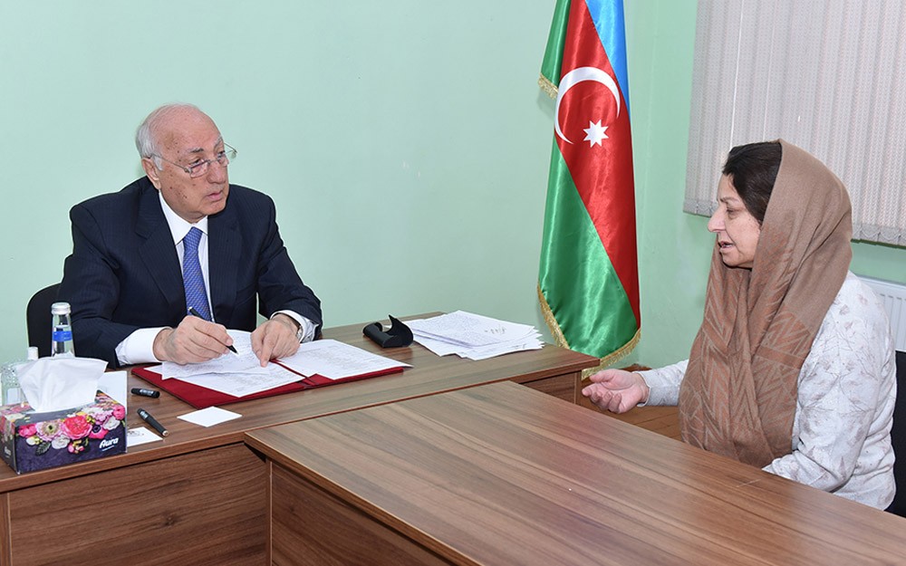 Zakir Fərəcov növbəti səyyar qəbul keçirdi - FOTOLAR