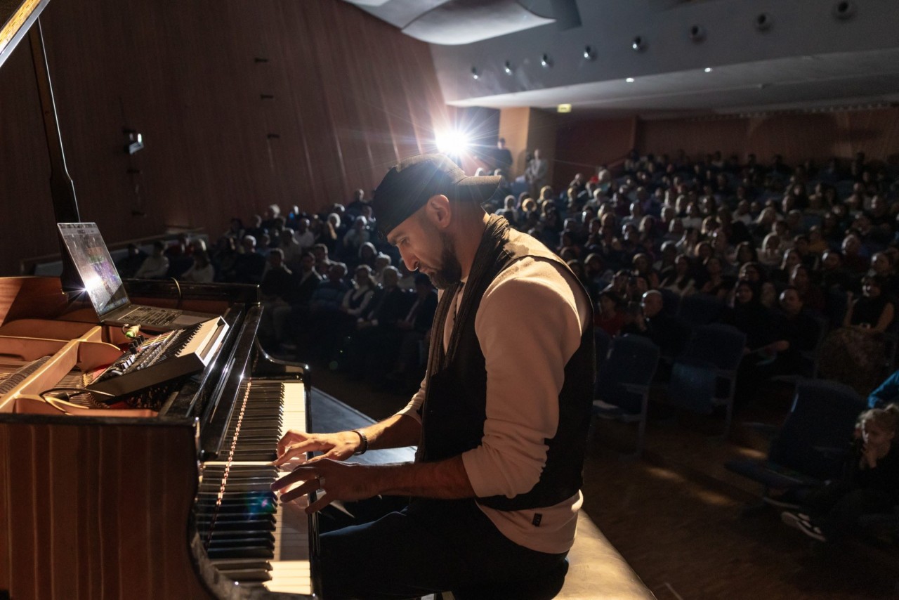 Azərbaycanla İsveçrə arasında mədəniyyət körpüsü - FOTOLAR