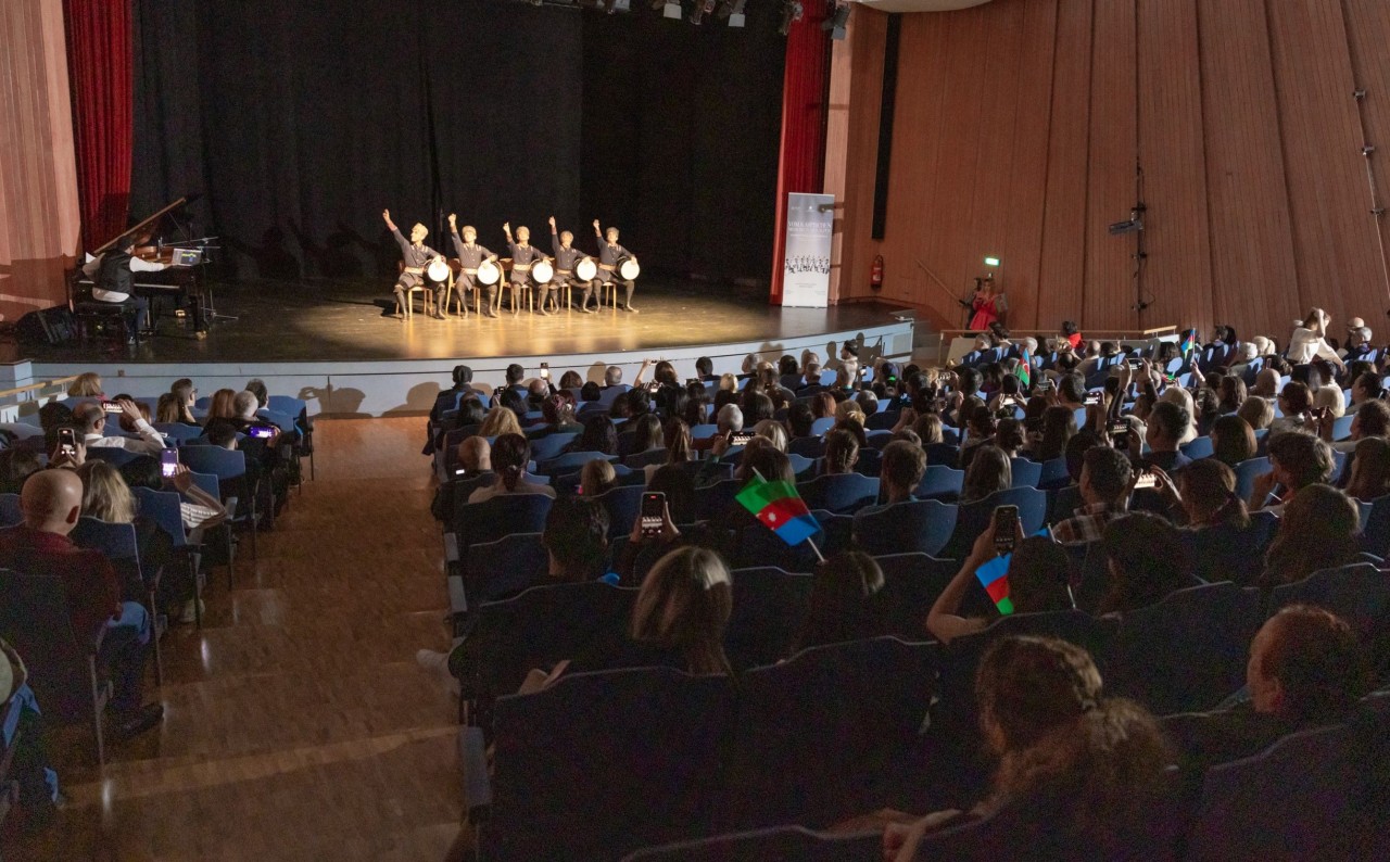 Azərbaycanla İsveçrə arasında mədəniyyət körpüsü - FOTOLAR