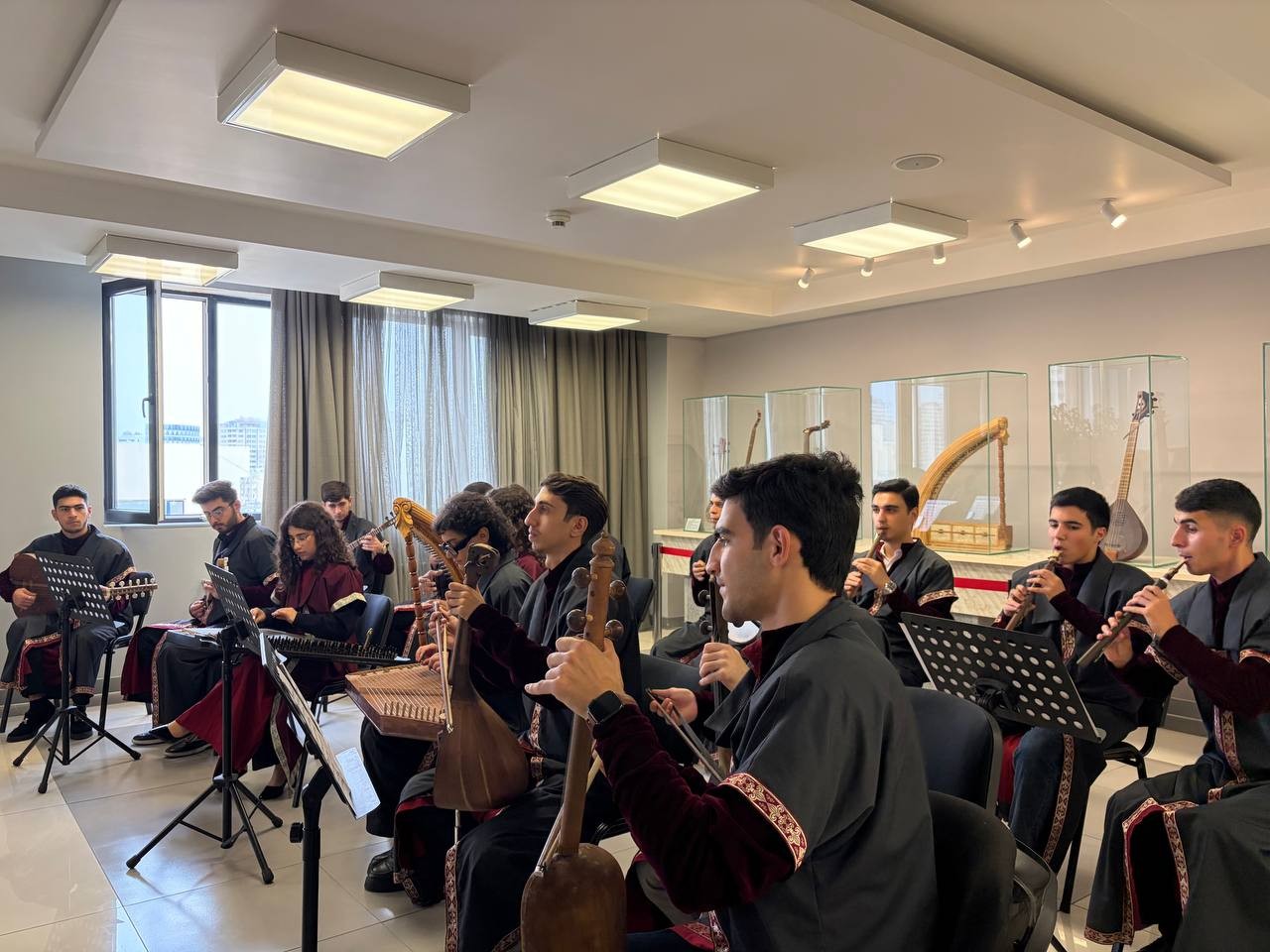 “Yeni Azərbaycan Partiyasının müasir dövlətçilik tariximizdə yeri və rolu” adlı tədbir keçirilib - FOTOLAR