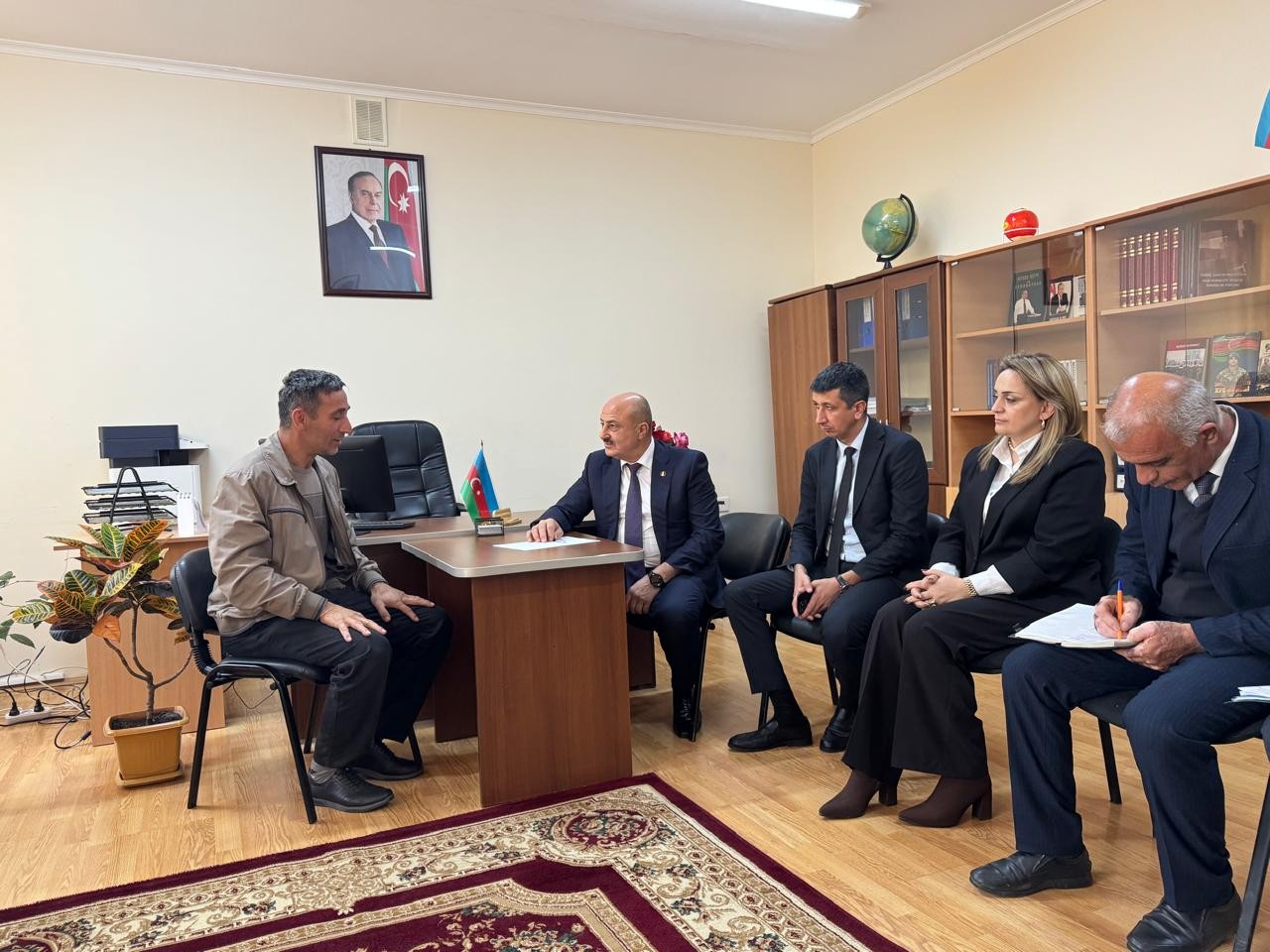 Asif Əsgərovun şəhid ailələri ilə görüşləri davam edir - FOTOLAR