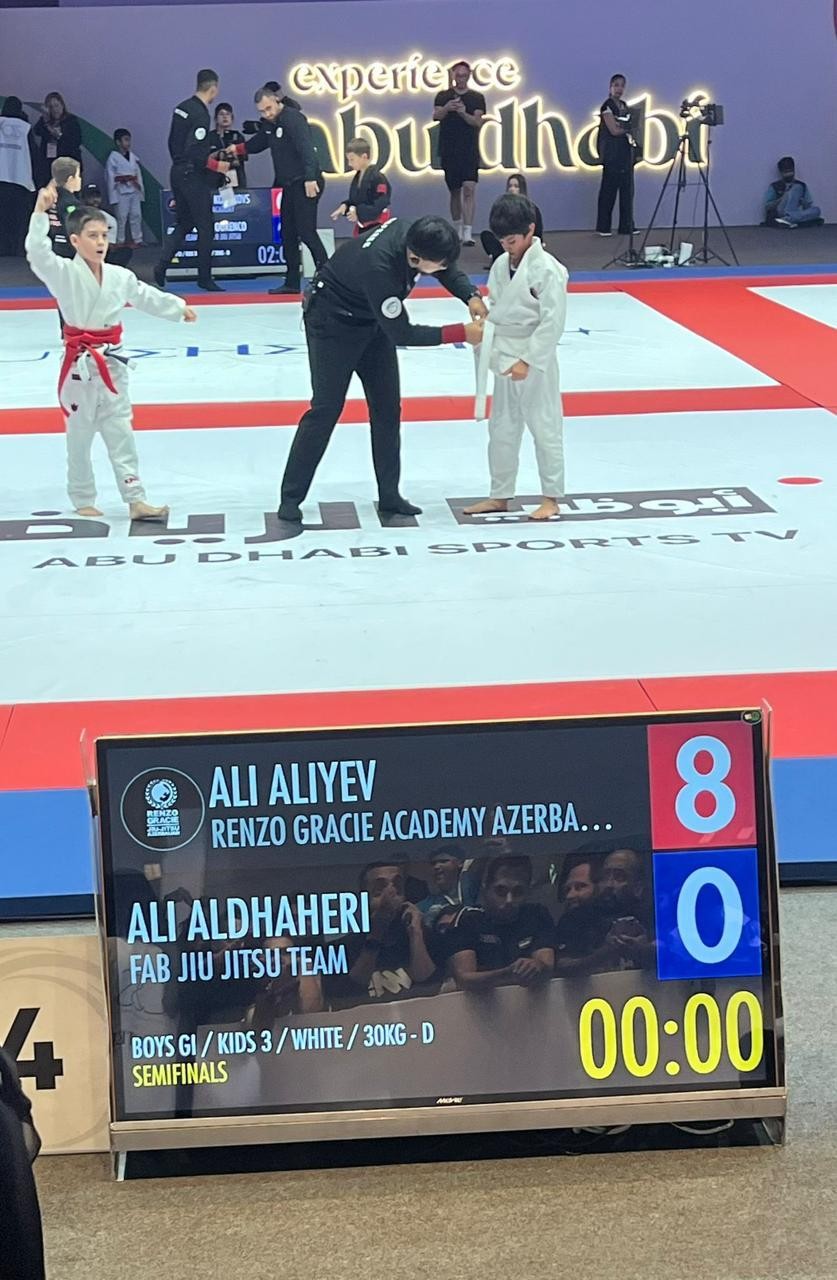 Aydın Əliyevin nəvəsi gümüş medal qazandı - FOTO