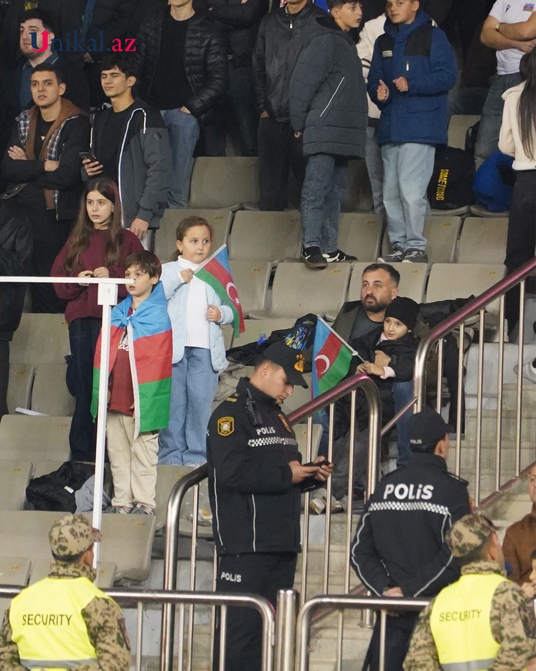 Azərbaycan millisi Bakıda Fransaya məğlub oldu - FOTOLAR