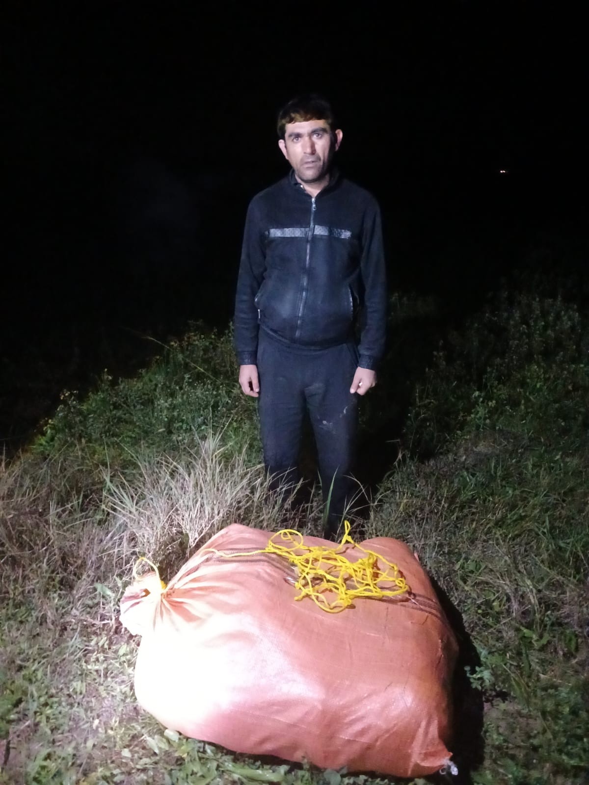 PUA ilə İrandan Azərbaycana narkotik keçirmək istədi - FOTO