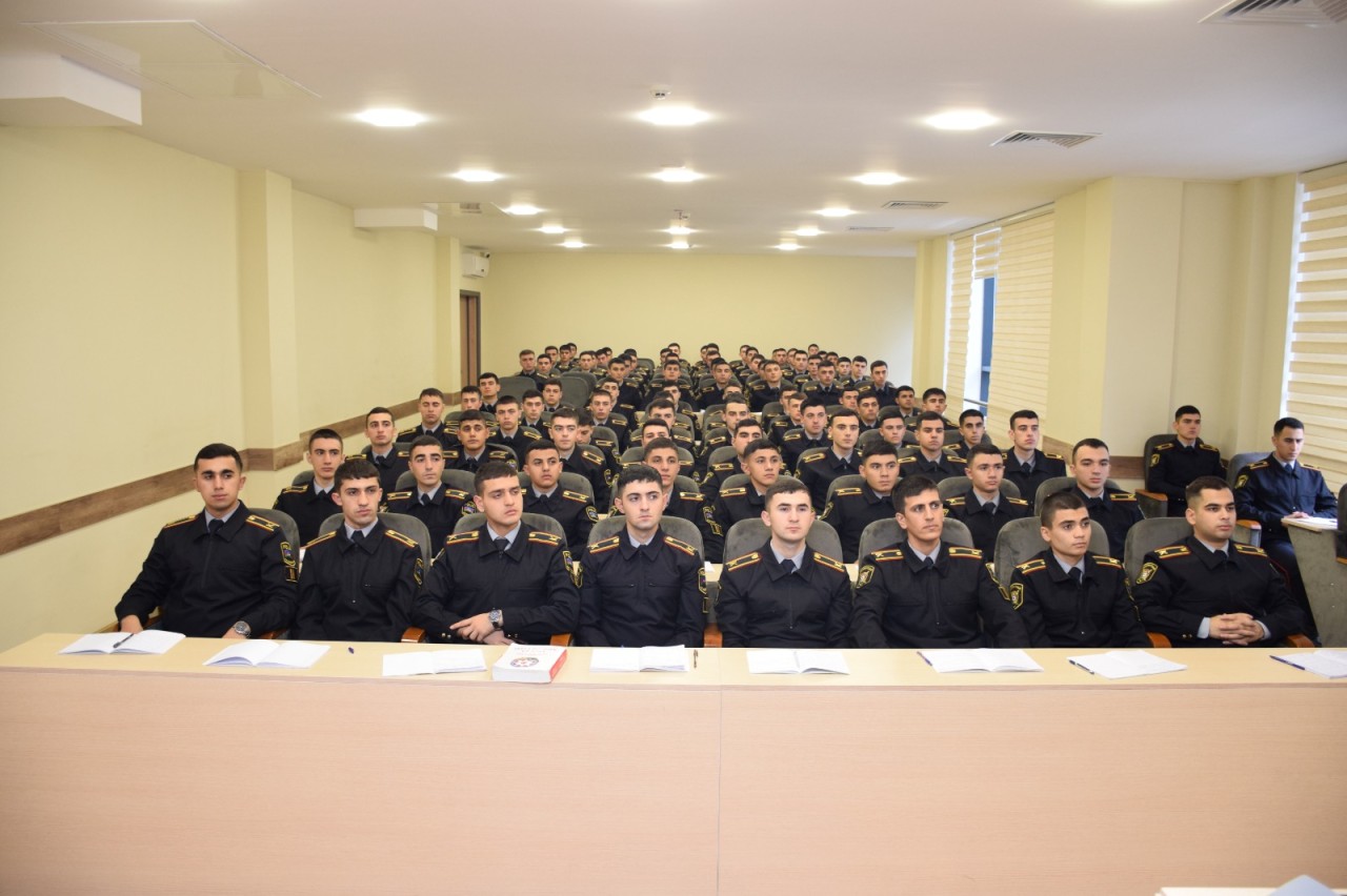 Polis Akademiyasında interaktiv dərslər keçirildi - FOTOLAR