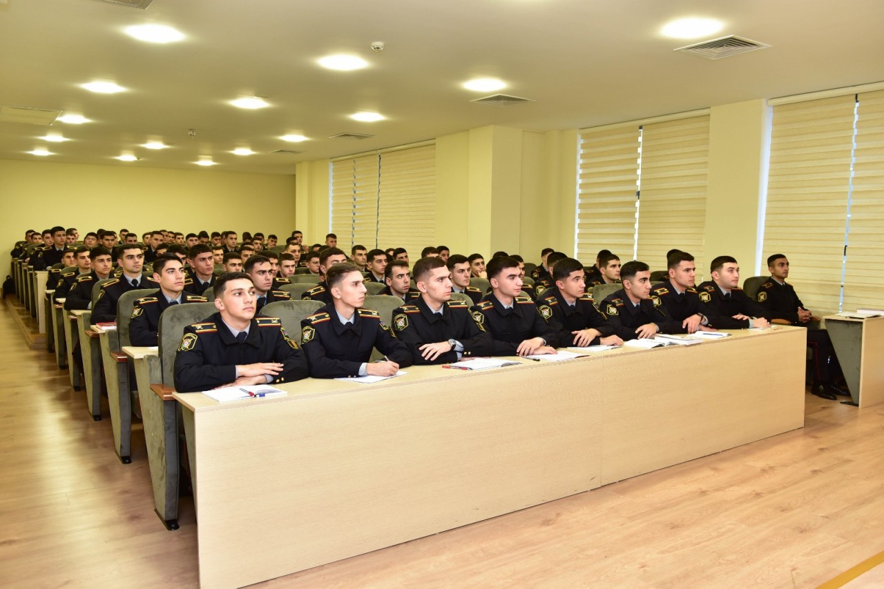 Polis Akademiyasında interaktiv dərslər keçirildi - FOTOLAR