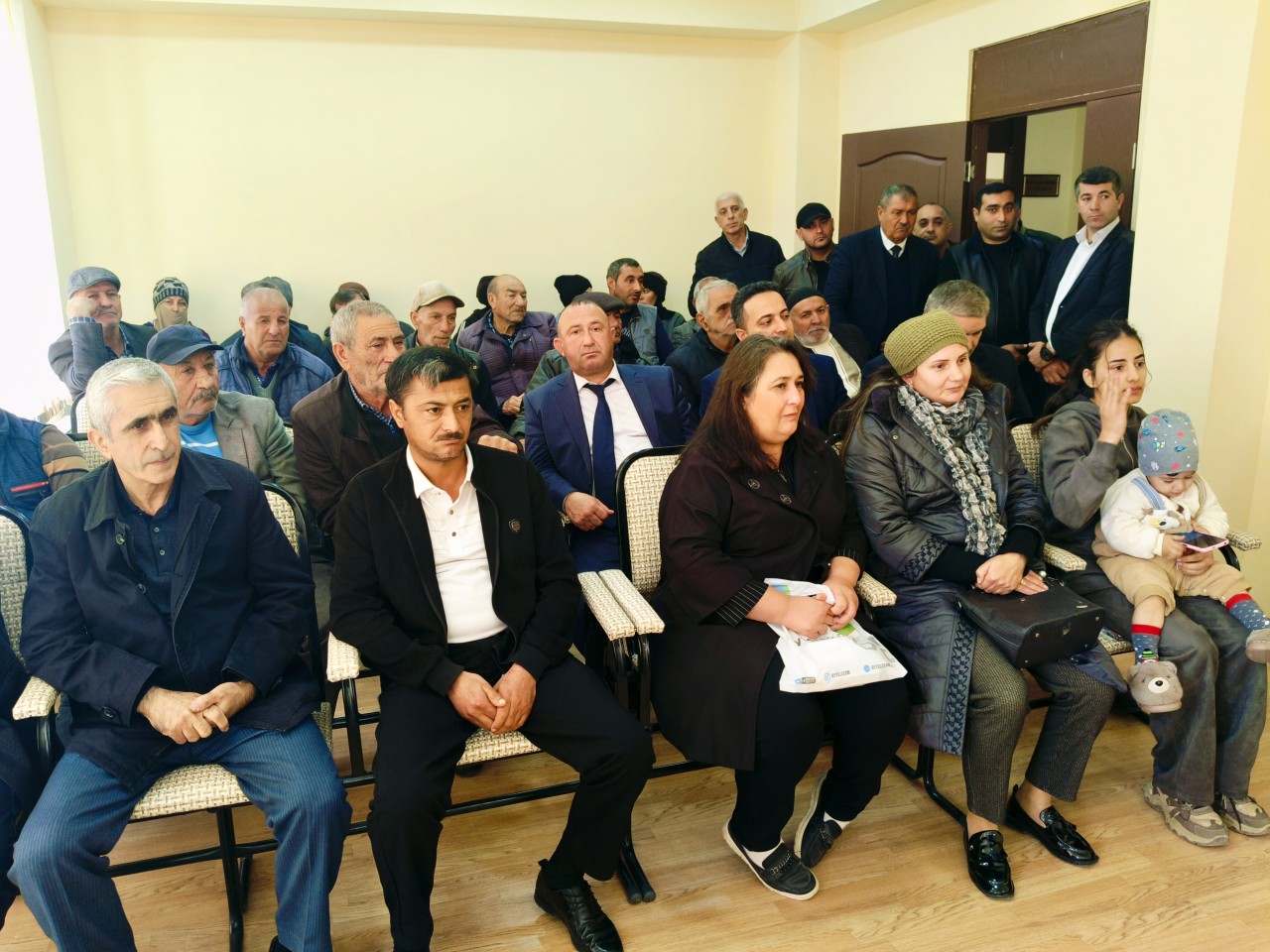 Malik İsaqov vətəndaşların müraciətlərini dinlədi - FOTOLAR