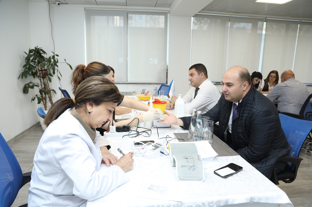 “AzərEnerji”də qanvermə aksiyası keçirildi - FOTOLAR