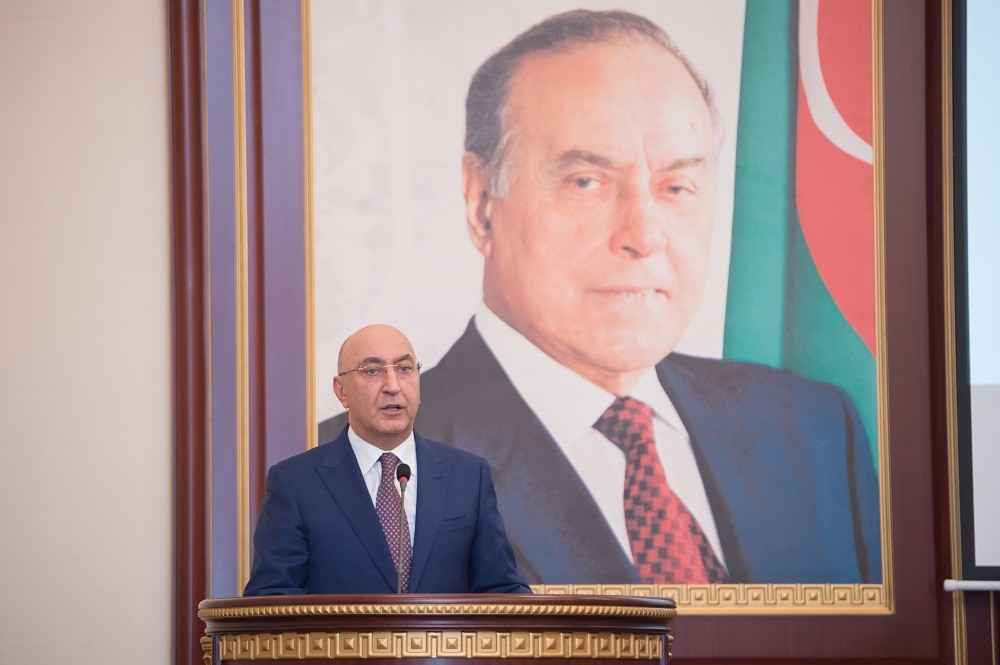 “Yeni Azərbaycan Partiyası: 33 illik milli və siyasi güc” adlı tədbir keçirilib - FOTOLAR