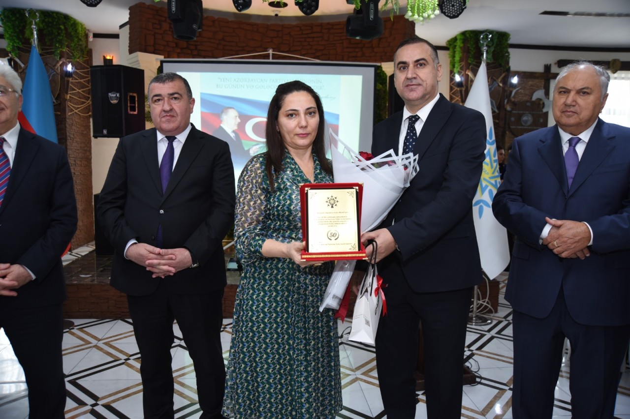 "Yeni Azərbaycan Partiyası dünənin, bu günün və gələcəyin partiyasıdır” adlı tədbir keçirilib - FOTOLAR