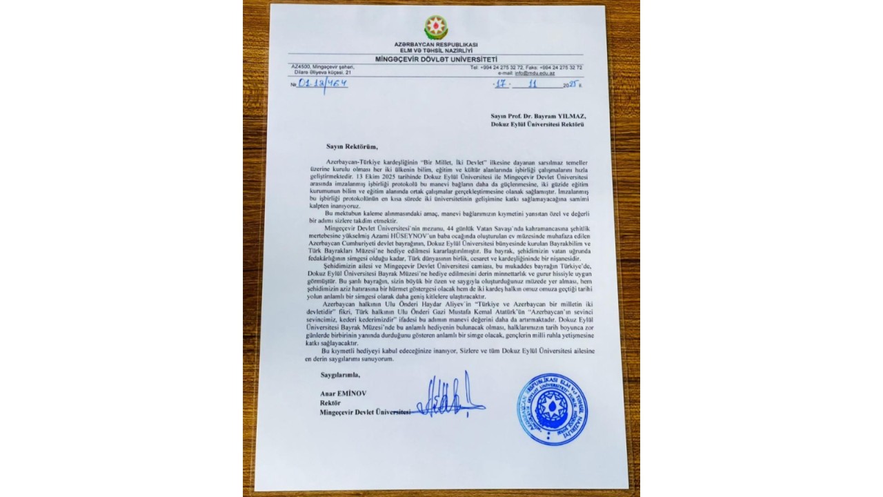 MDU-nun şəhid məzununa məxsus Azərbaycan bayrağı Türkiyədəki Bayraq muzeyində - FOTOLAR