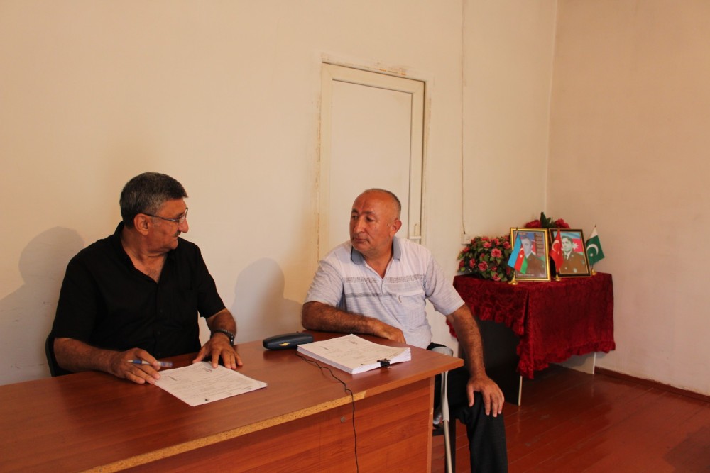 Gədəbəydə minadan zərərçəkənlərin siyahısı dəqiqləşdirilir, ehtiyacları öyrənilir - FOTOLAR