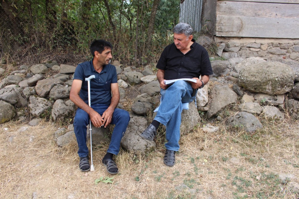 Gədəbəydə minadan zərərçəkənlərin siyahısı dəqiqləşdirilir, ehtiyacları öyrənilir - FOTOLAR