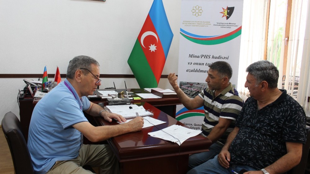 Göygöldə minadan zərərçəkənlərin siyahısı dəqiqləşdirilir, ehtiyacları öyrənilir - FOTOLAR