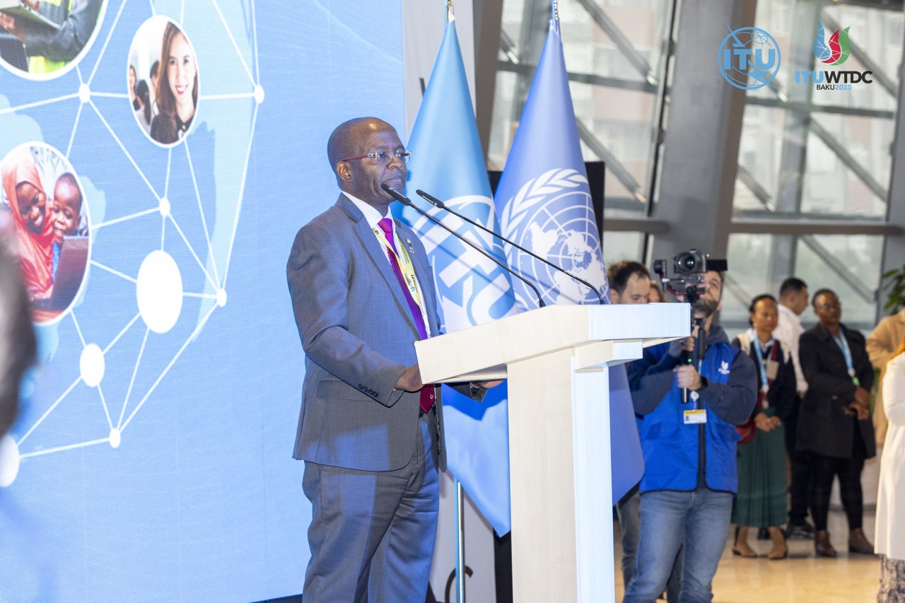 “WTDC-25” çərçivəsində Qadınlar Şəbəkəsinin tədbiri keçirilib - FOTOLAR