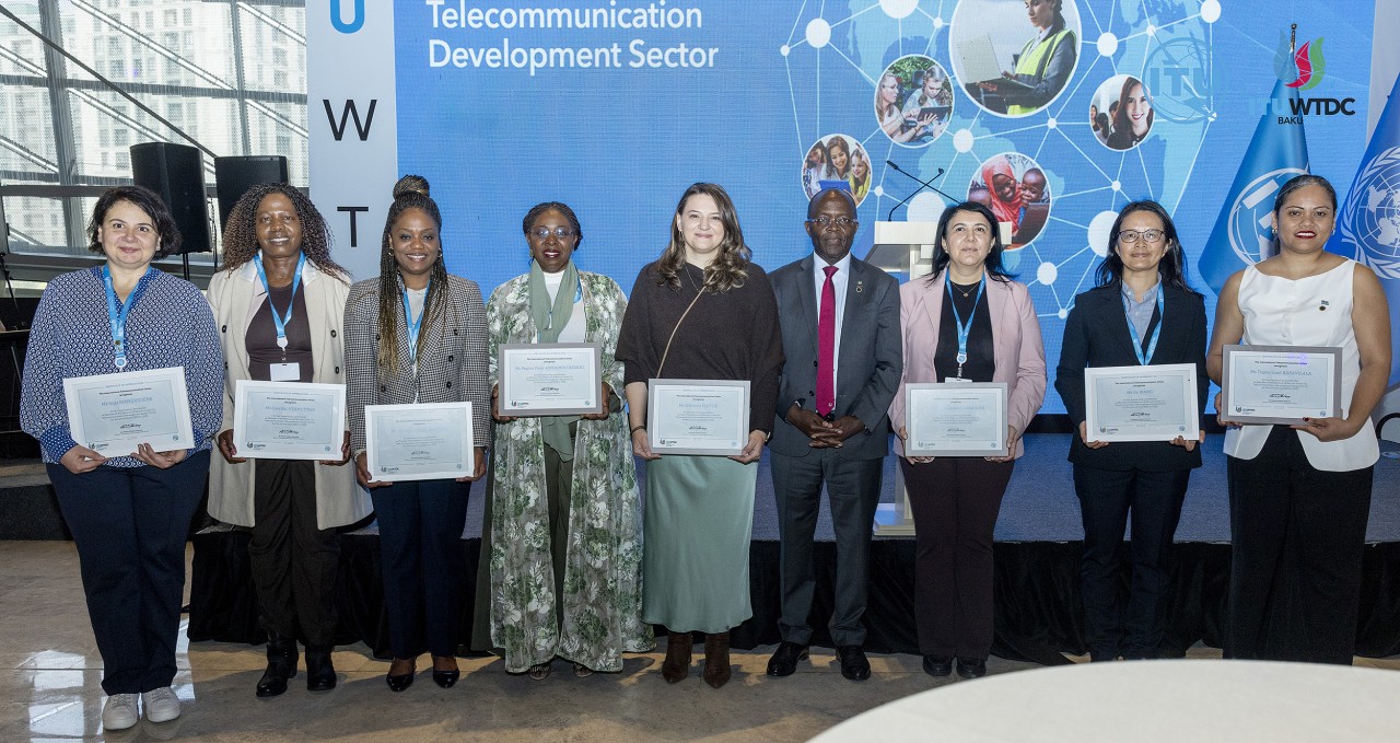 “WTDC-25” çərçivəsində Qadınlar Şəbəkəsinin tədbiri keçirilib - FOTOLAR