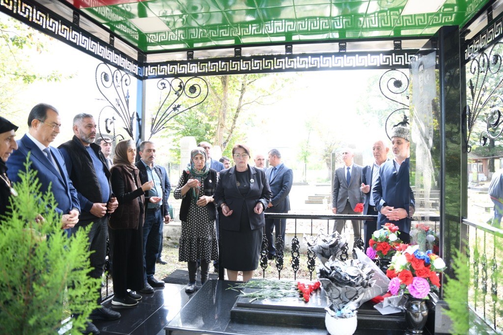 Taleh Qaraşov şəhidin anım günündə iştirak edib - FOTOLAR