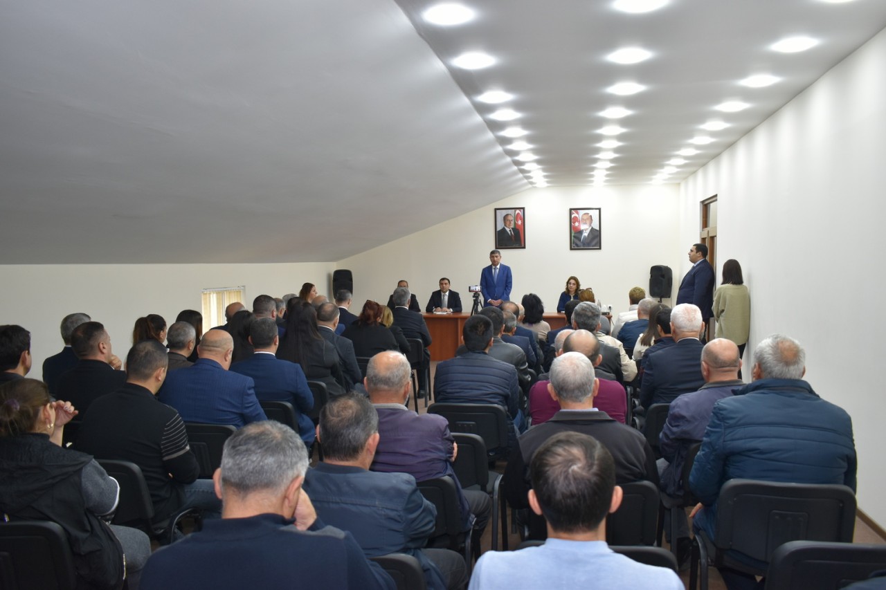 Yasamalın icra başçısı sakinlərlə görüşdü - FOTOLAR