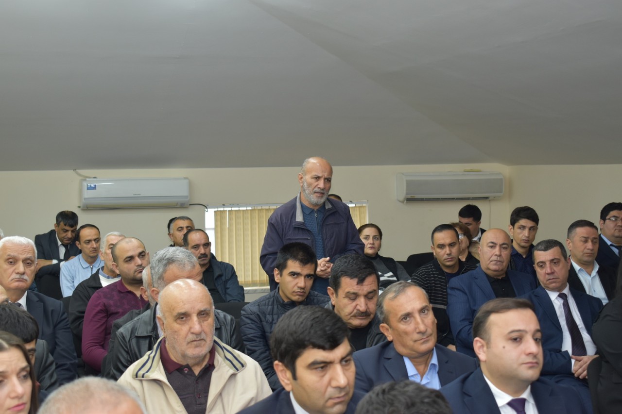 Yasamalın icra başçısı sakinlərlə görüşdü - FOTOLAR