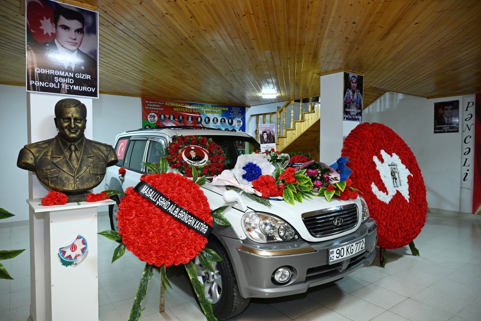 Leyla və Arzu Əliyeva Pəncəli Teymurovun ailəsini ziyarət etdilər - FOTOLAR