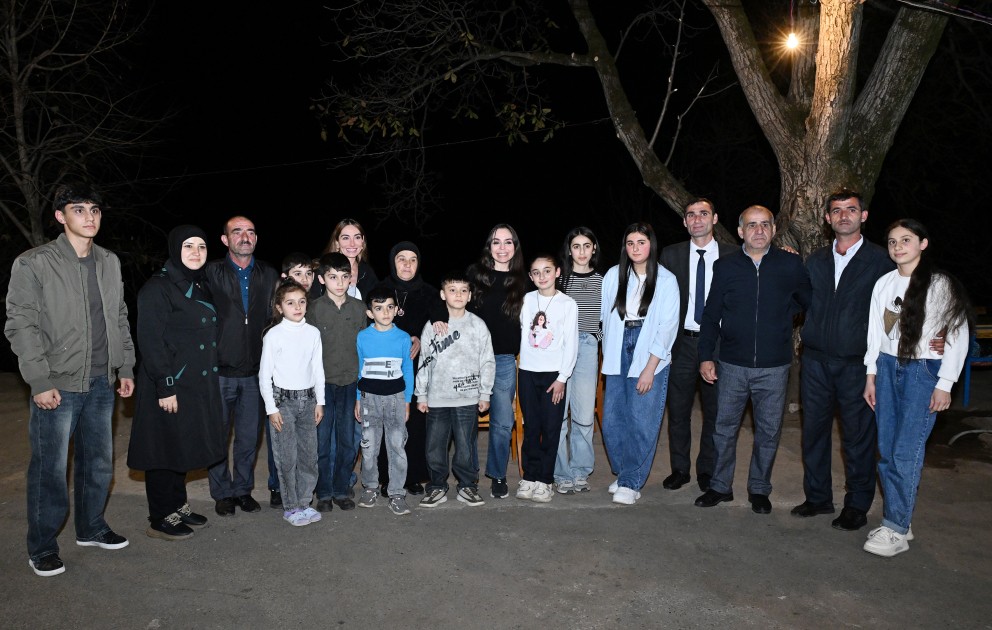 Leyla və Arzu Əliyeva Pəncəli Teymurovun ailəsini ziyarət etdilər - FOTOLAR