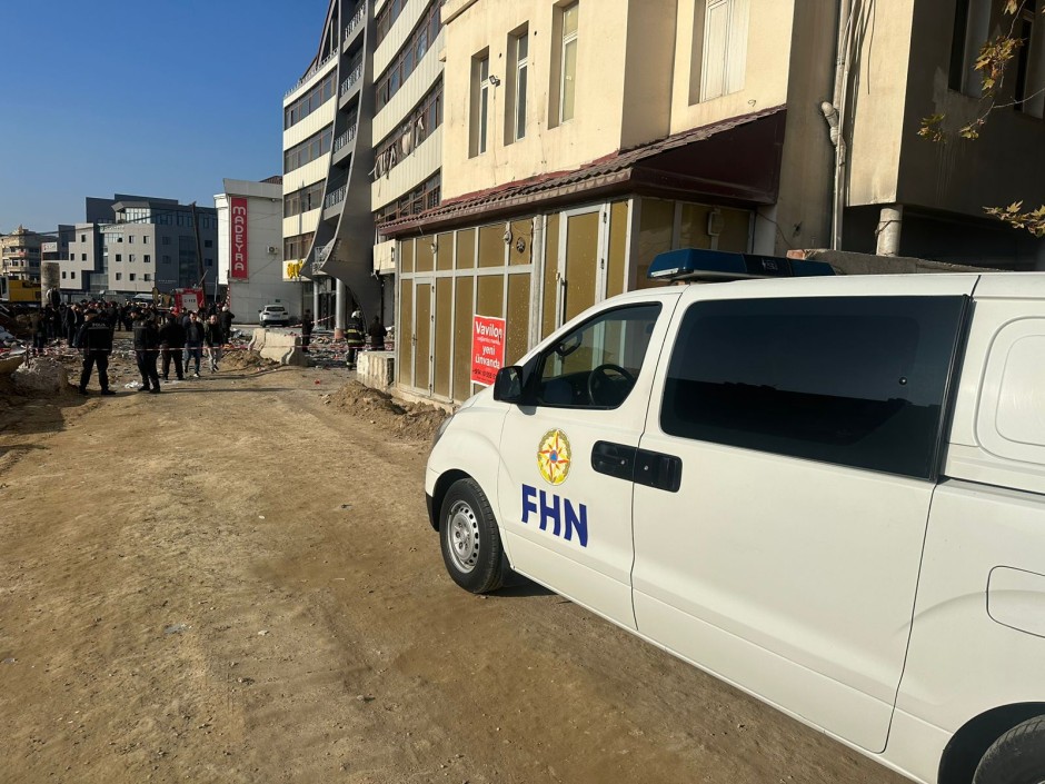 Partlayış baş verən "AFEN" Plazada araşdırmalara başlanıldı - YENİLƏNİB