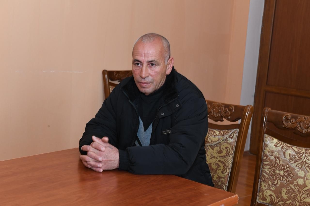 Rövşən Rzayev keçmiş məcburi köçkünlərin müraciətləri dinlədi - FOTOLAR