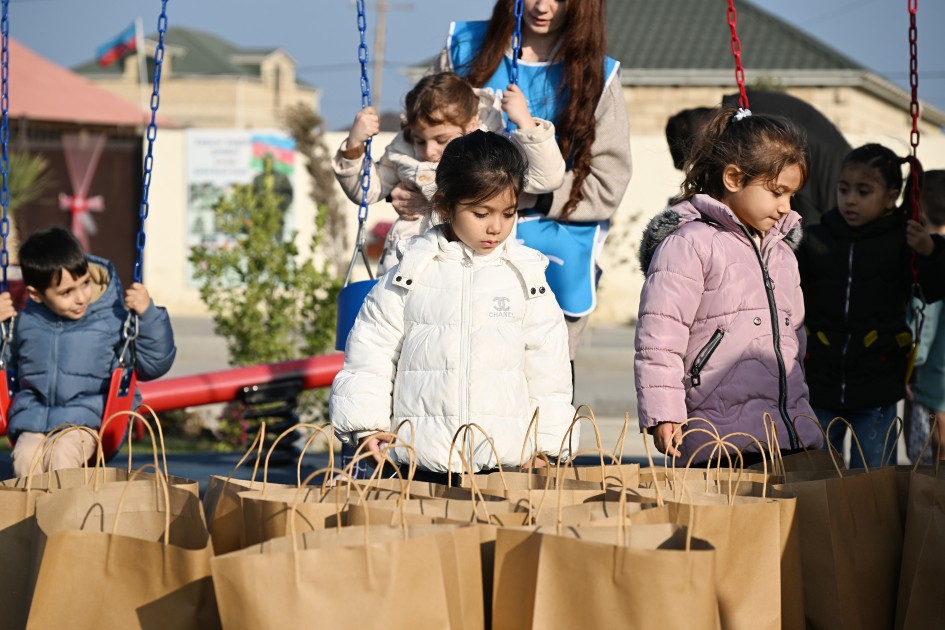 Leyla Əliyeva Qaradağda yeni parkın açılışında - FOTOLAR