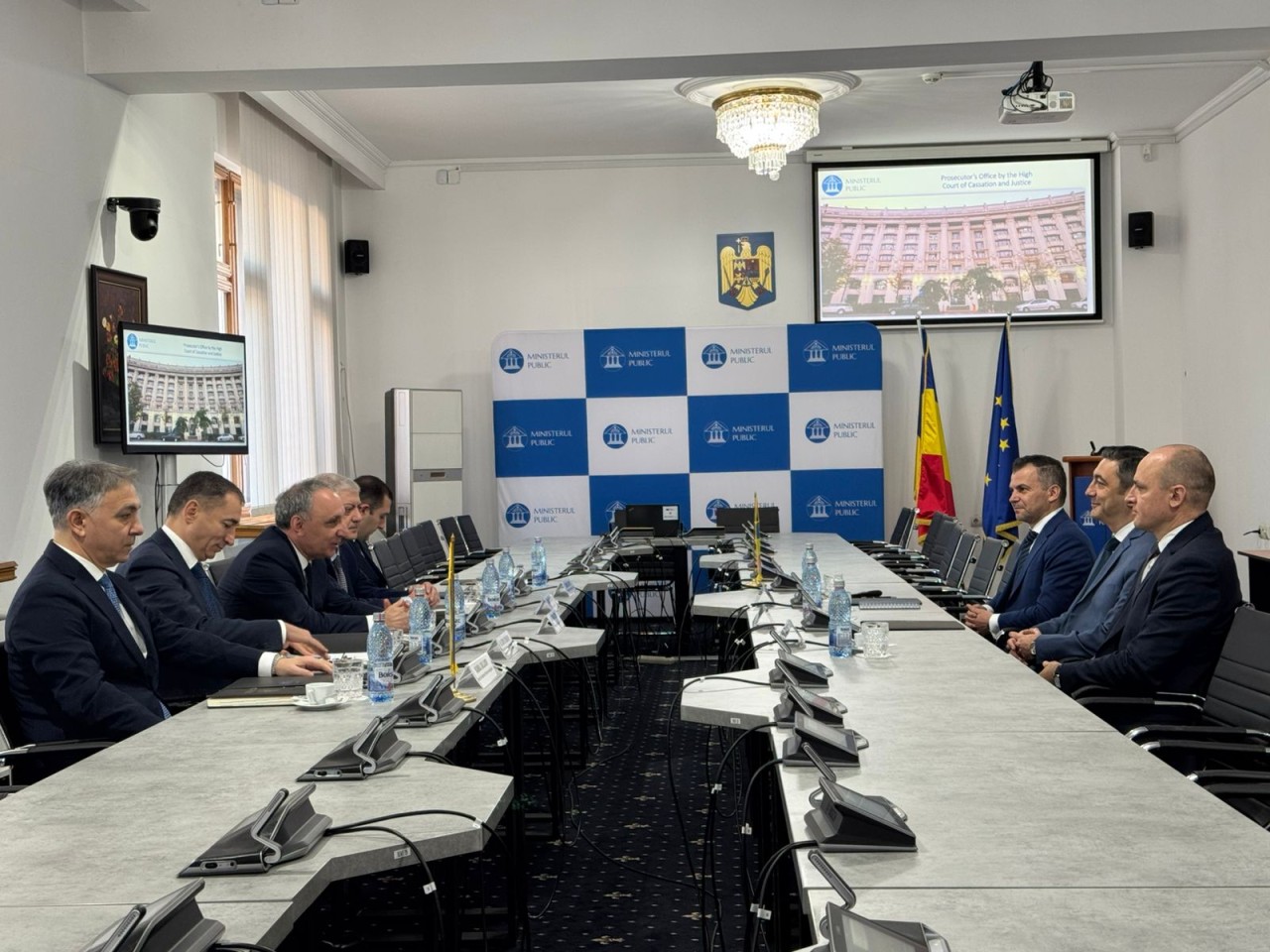 Kamran Əliyev Rumıniyada Baş prokurorla görüşdü - FOTOLAR