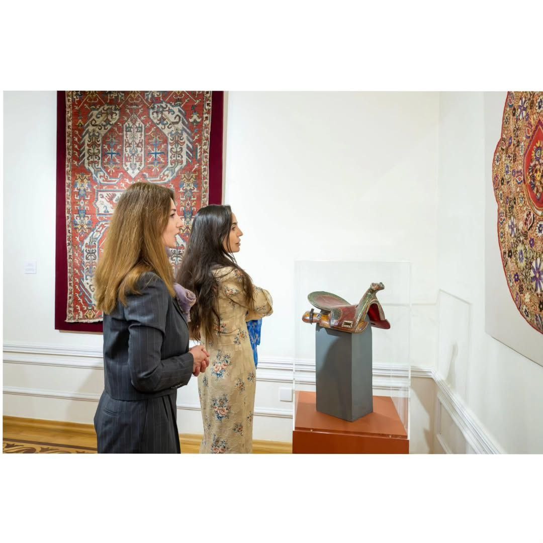 Arzu Əliyeva Milli İncəsənət Muzeyindən paylaşım etdi - FOTOLAR