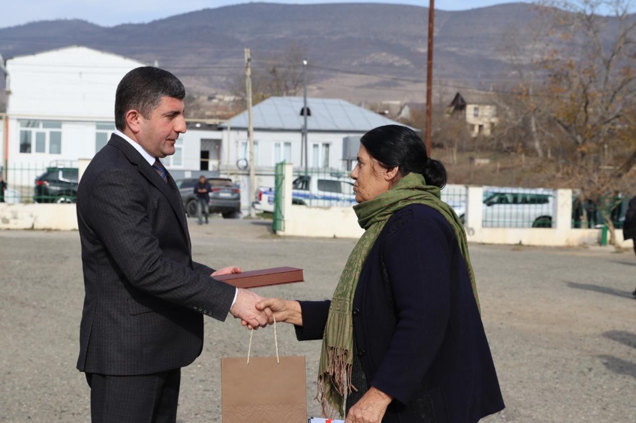 Daha 27 ailə Xocalıya qayıtdı - FOTOLAR (YENİLƏNİB)