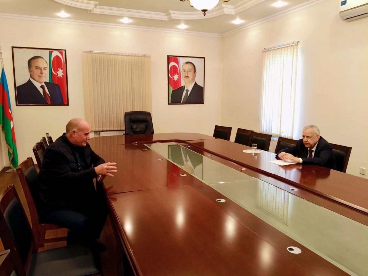 Malik İsaqov növbəti vətəndaş qəbulu keçirdi - FOTOLAR