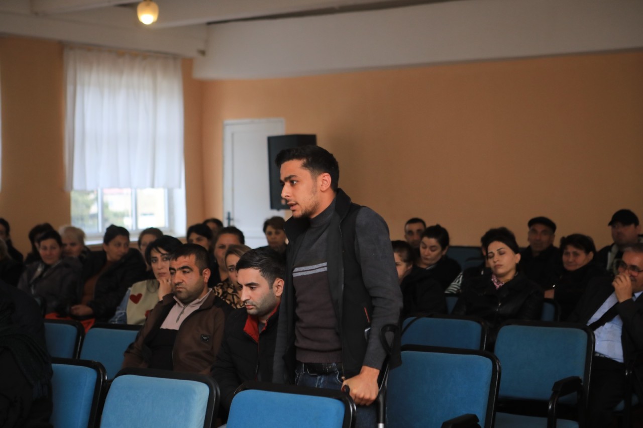 Niyazi Bayramov sakinlərin müraciətlərini dinlədi - FOTOLAR