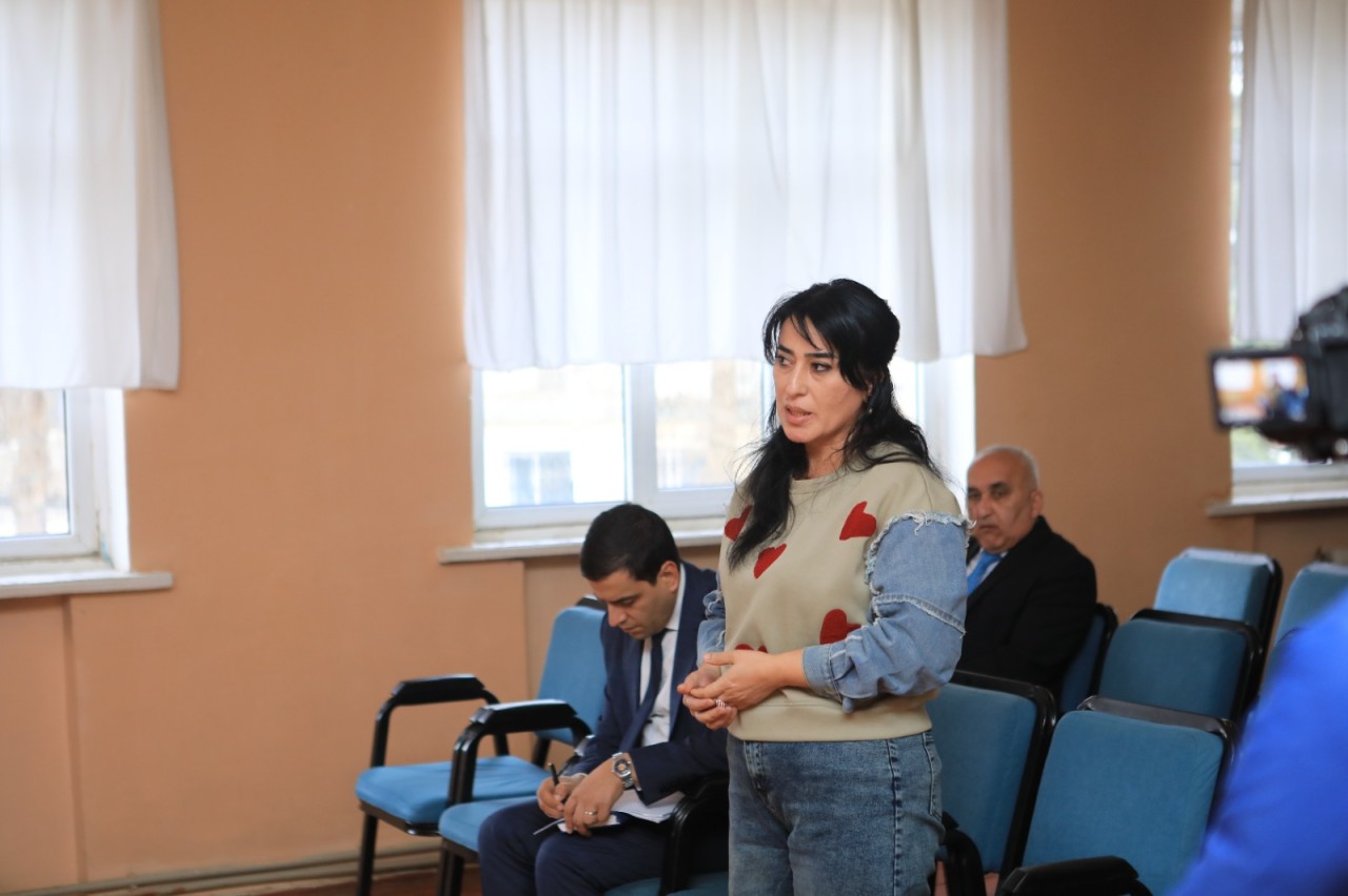 Niyazi Bayramov sakinlərin müraciətlərini dinlədi - FOTOLAR