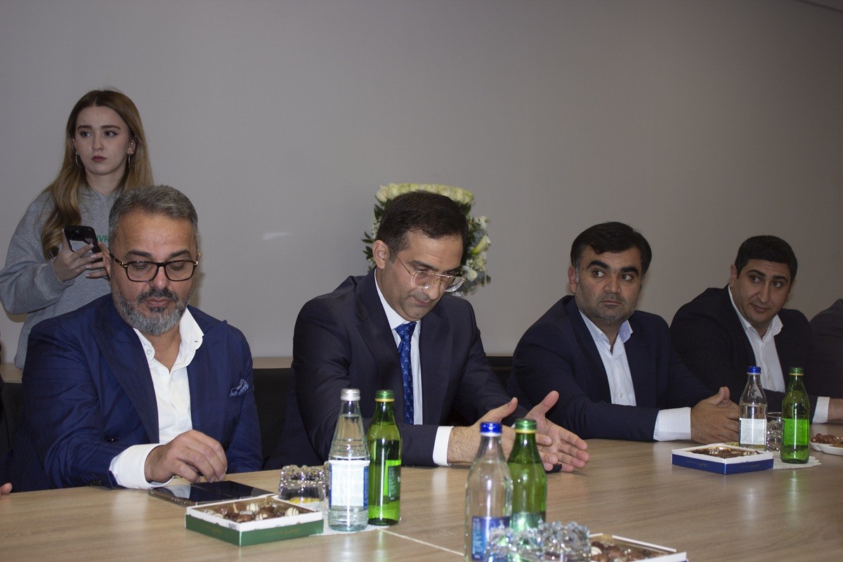 AzMİU-da Məzun Assosiasiyasının növbəti görüşü keçirilib - FOTOLAR