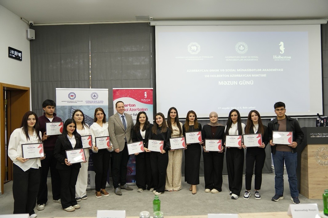 AƏSMA və Holberton-un təşkilatçılığı ilə Məzun Günü keçirilib - FOTOLAR