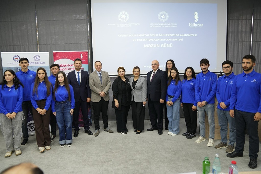 AƏSMA və Holberton-un təşkilatçılığı ilə Məzun Günü keçirilib - FOTOLAR