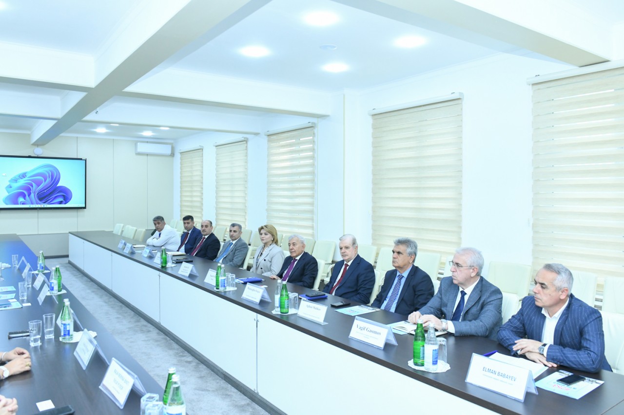 Yaqub Piriyev görüş keçirdi - FOTOLAR