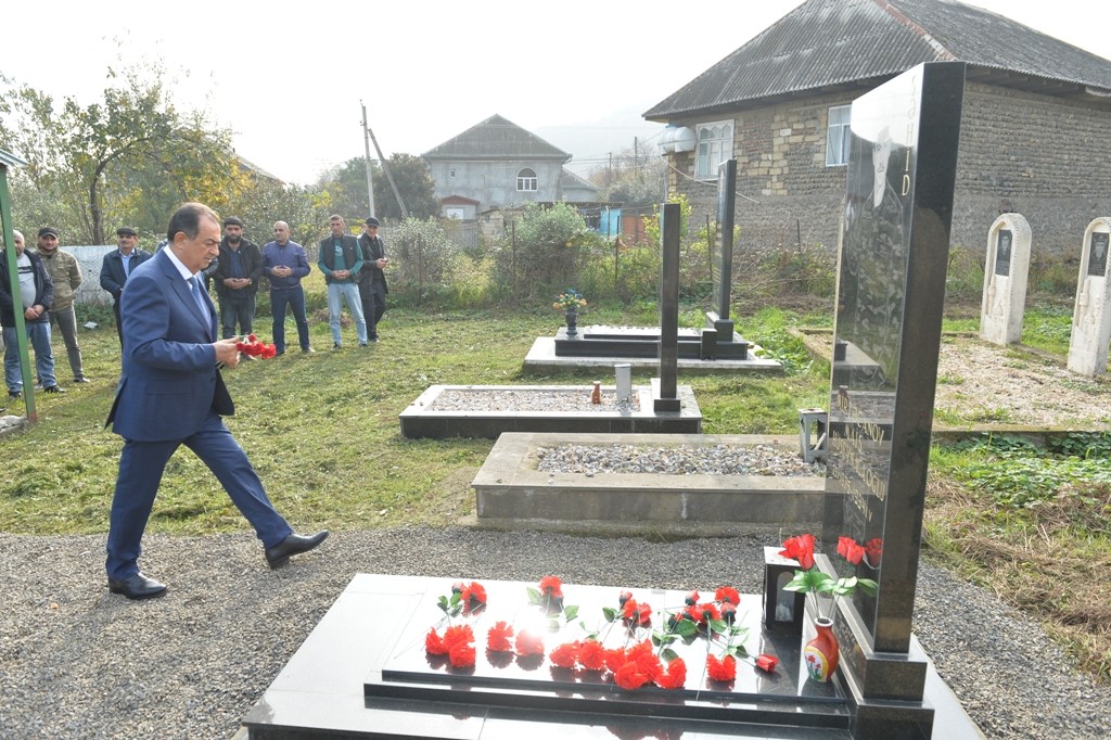 Şəhidin xatirəsinə həsr olunan “Qarabağ Azərbaycandır” adlı tədbir keçirilib - FOTOLAR
